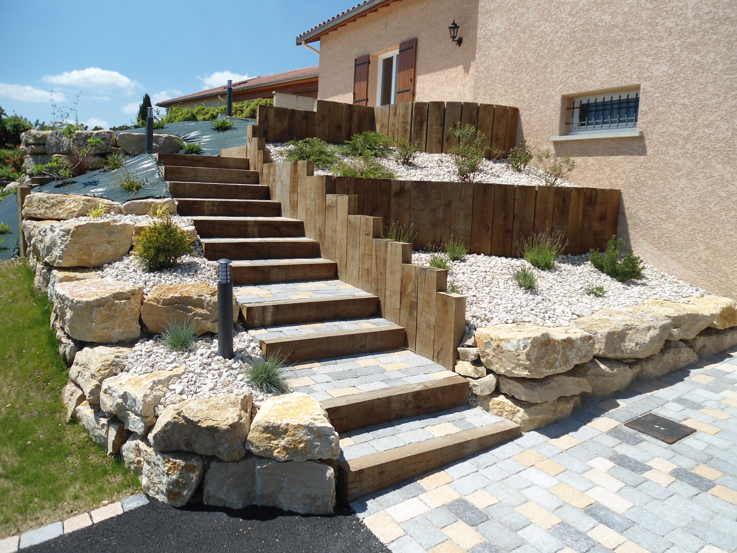 Escalier en pierre naturelle